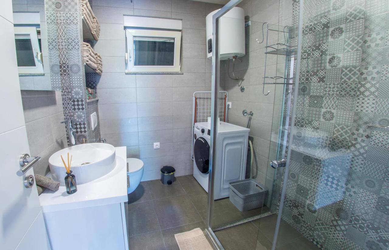 Villa Carpe Diem - With Private Pool